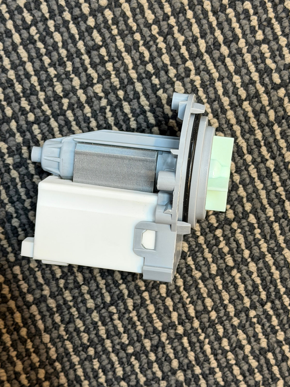 Fisher Paykel top loader Drain pump motor only S3040 429638P 429640P
